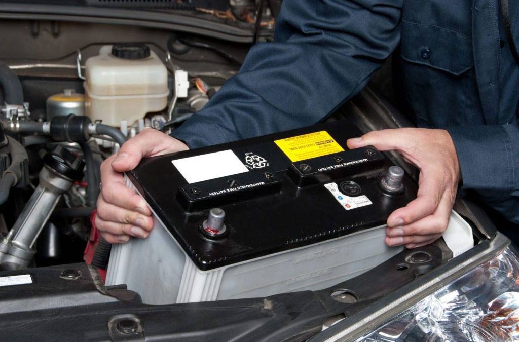 If Your Car Battery Fails, This Service Can Save You