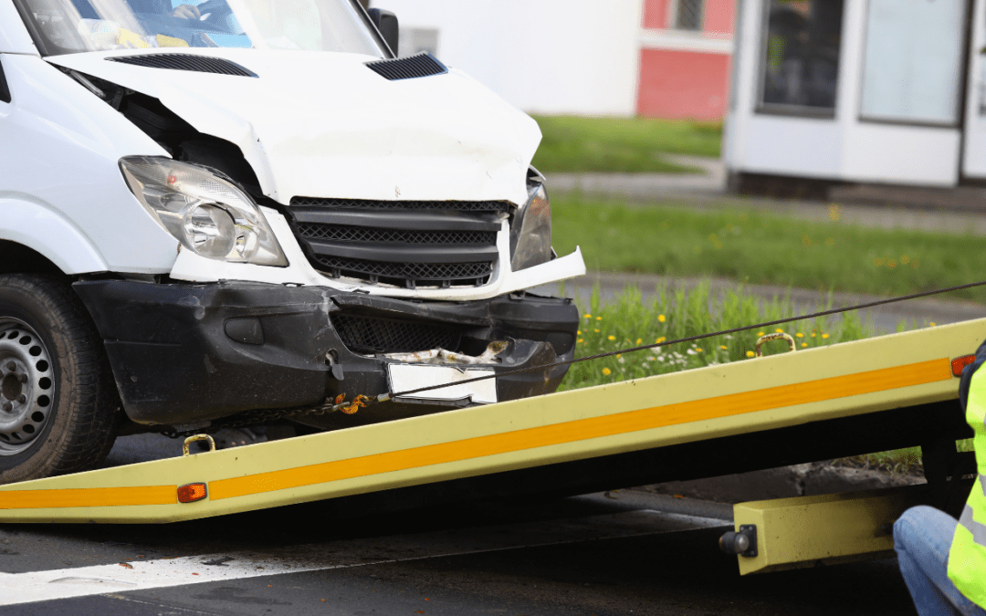 Choosing Between Dallas TX Towing vs. Roadside Assistance